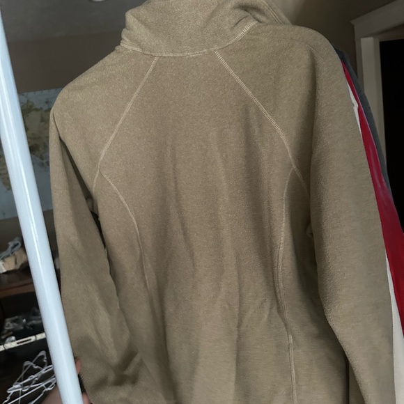 Lands End Tan Fuzzy Quarter Zip Sweatshirt Size Small - Picture 2 of 4